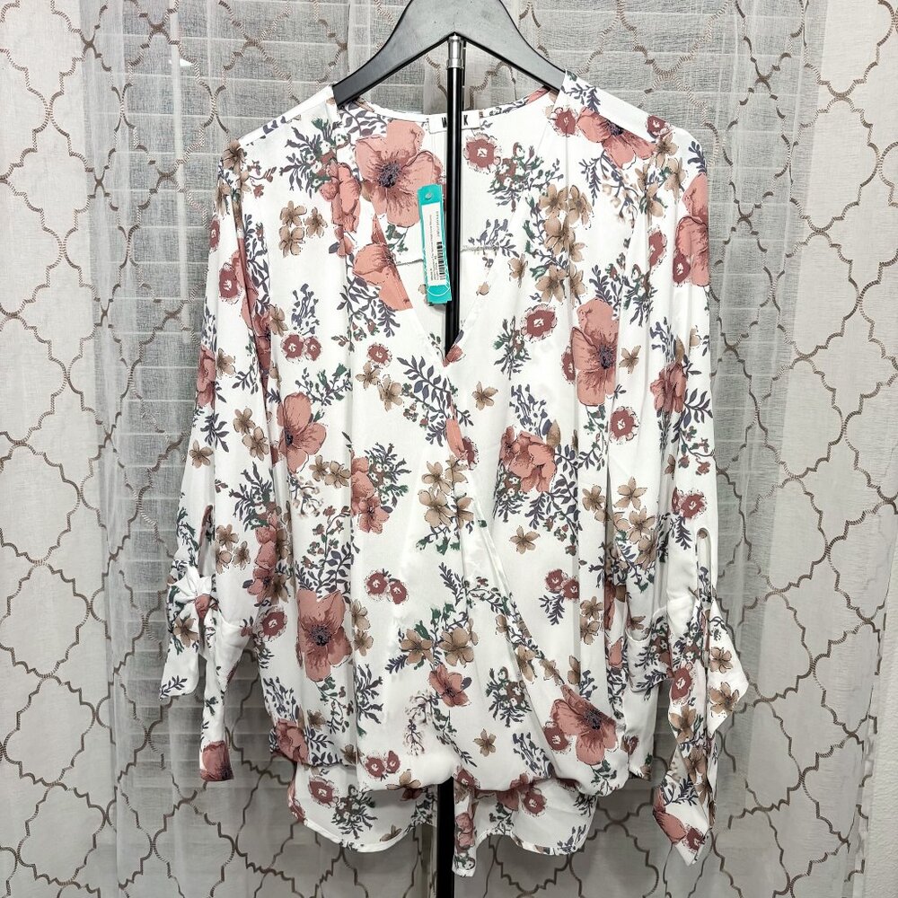 West K Floral Tie Sleeve High Low Blouse XL NWT